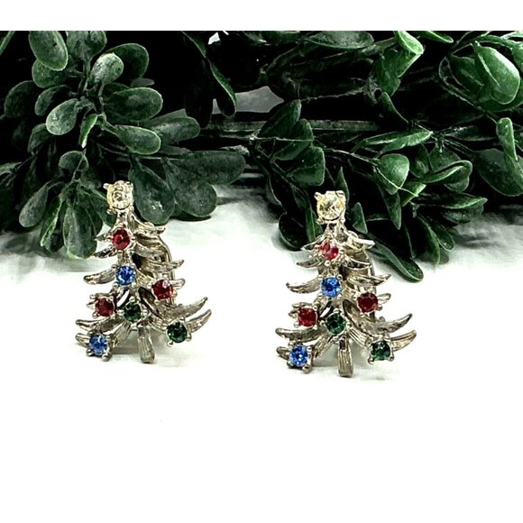Vintage Christmas Tree Rhinestone Clip On Earrings Silver Tone Festive Jewelry - Picture 1 of 6